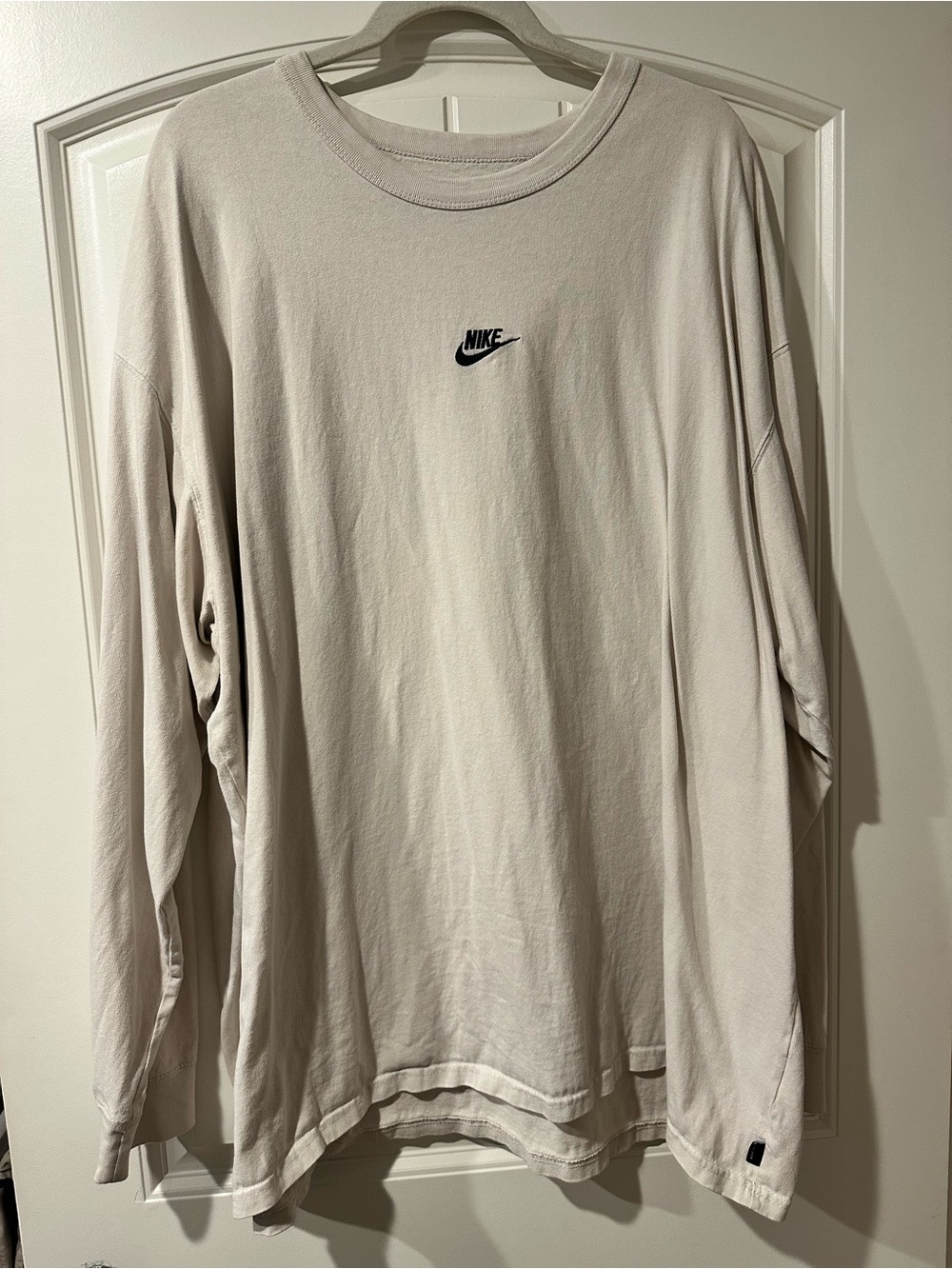 Nike Long Sleeve Tee in Light Beige